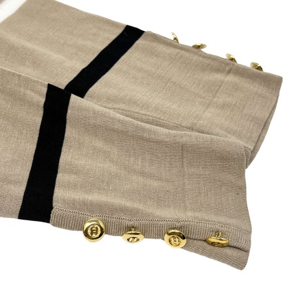 CHANEL sweater - Picture 6 of 12